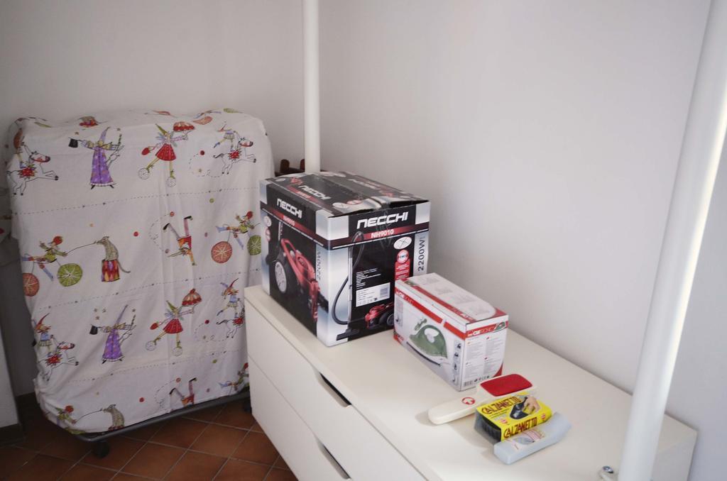 4-Tourist House Bologna-Studio - Self Check-In المظهر الخارجي الصورة